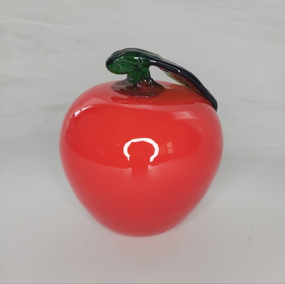 Red Apple Glass Art Figurine Fruit Bowl Filler